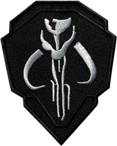Skull Mercenary Mythosaur Shield Patch ["Hook" Fastener - SW15]